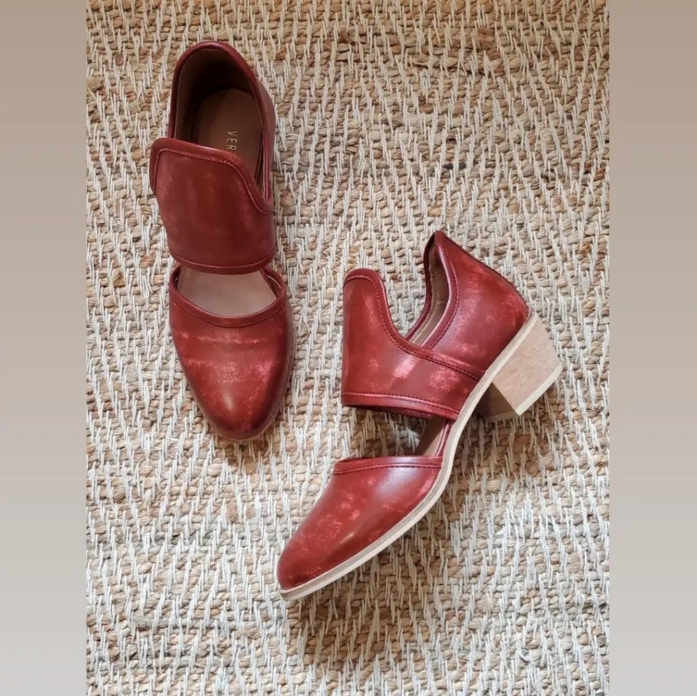 Very Volatile fashionable & comfy